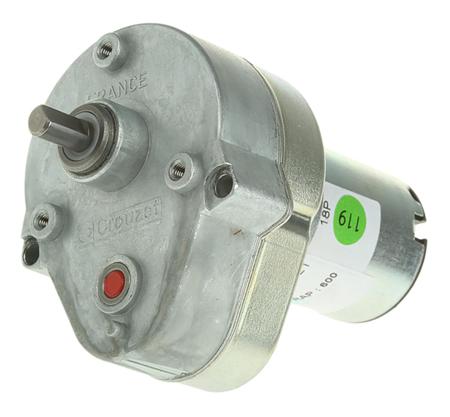 82869015 Crouzet Brushed Geared DC Geared Motor, 3 W, 24 V dc, 2 Nm, 7 rpm, 6mm Shaft Diameter