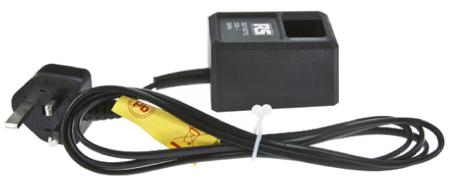 337-5212 RS Pro Soldering Station 3-pin BS1363 Charger for use with 30 W Cordless Iron