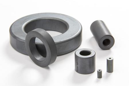 5967001901 Fair-Rite Ferrite Ring Ferrite Ring, 12.7 x 7.9 x 12.7mm