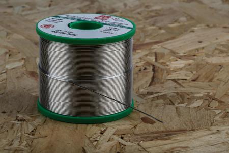 756-8862 RS Pro 0.8mm Wire Lead Free Solder, +228°C Melting Point, 0.5% Copper, 99.5% Tin, 500g