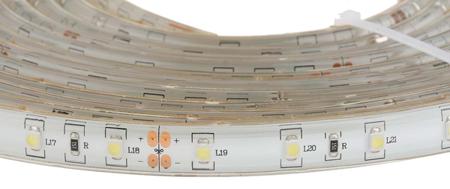 136-9013 RS Pro LS Series 5m White LED Strip, (5500 → 7000K) 24V