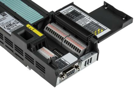 6SL3244-0BB12-1PA1 Siemens SINAMICS G120 Control Unit, 24 V, 1.5 A, Profibus DP, IP20 for use with PM230, PM240, PM250