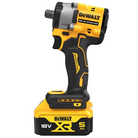 DCF922P2T-GB DeWALT 1/2 in 18V Impact Wrench Type G - British 3-Pin