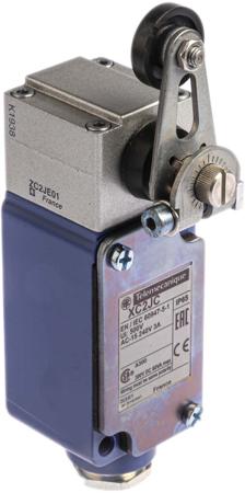 XC2JC10111 IP65 Snap Action Limit Switch Rotary Lever Metal, 240V