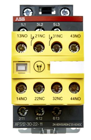 1SBL157082R1122--AFS12-30-22-11 ABB Jokab AFS 3 Pole Safety Contactor - 28 A, 20 → 60 V dc, 24 → 60 V @ 50/60 Hz Coil, 3NO