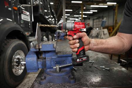 M12FPD2-602X Milwaukee 12V Cordless Hammer Drill
