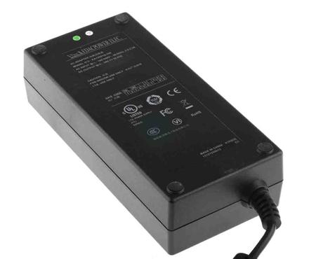 904-8519 RS Pro 250W Desktop Power Supply, 100 → 240 V ac, 24V dc 10.41A Output Level VI 1 Output, C14