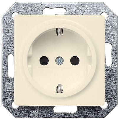 5UB1558-0KK Siemens DELTA White Plug Socket, 16A, Schuko