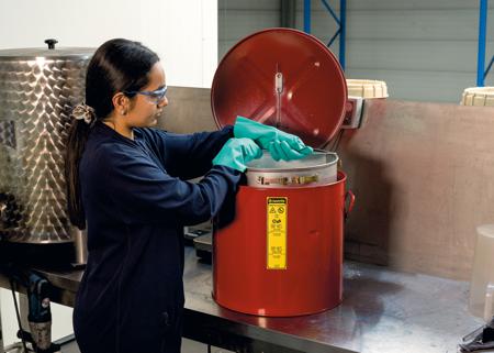 JUT27602RD Justrite Steel 8L Chemical Tank,