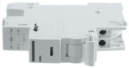 A9A26969 220 → 240 V ac Undervoltage Release Circuit Trip