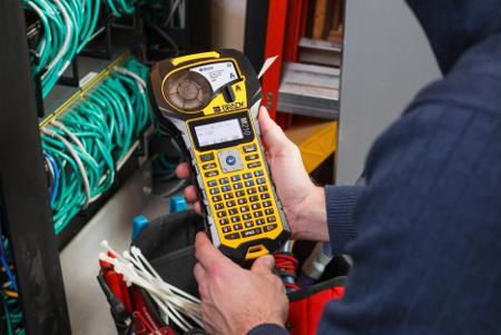 M210-ELEC-KIT-EU Brady M210 Handheld Label Printer Kit, 19.05mm Max Label Width, EU