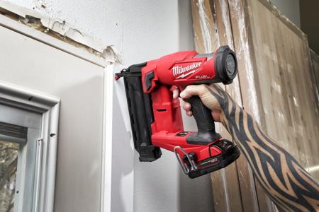 4933471409 Milwaukee 478mm Cordless Nail Gun