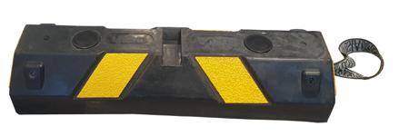 284-7246 RS PRO High Visibility Rubber Speed Bump, 500 mm x 150mm x 100 mm