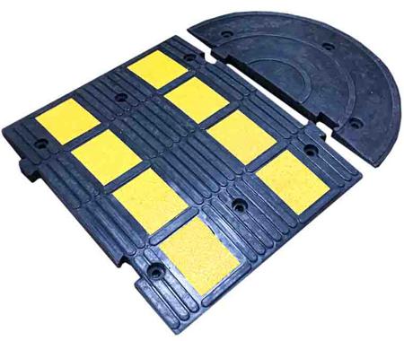 204-1761 RS PRO Rubber Speed Bump End Cap, 300 mm x 600mm x 20 mm, 30km/h Speed Limit