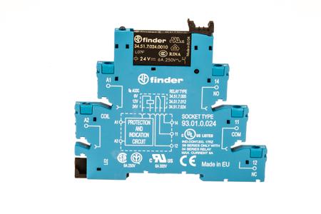 38.51.0.024.0060 Finder 38 Series Interface Relay, DIN Rail Mount, 24V ac/dc Coil, SPDT, 1-Pole