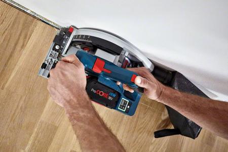 06016B4000 Dremel 140mm Cordless Circular Saw