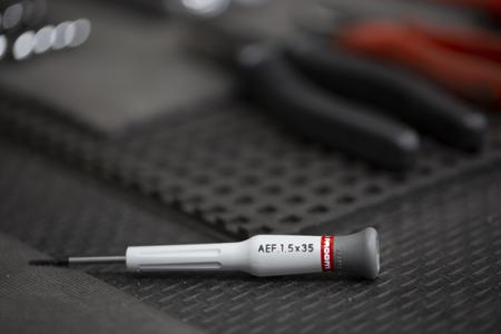 AEF-1-5X35 Facom Flat Precision Screwdriver 1.5 mm Tip