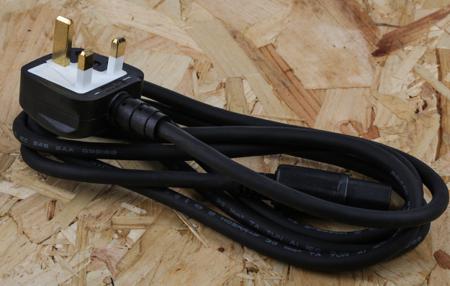 744-0941 RS Pro 2m power cord, C15 to UK Plug (BS 1363), 10 A, 250 V