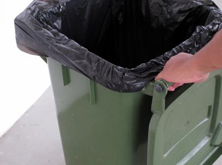 NA090E1 Cromwell Polythene Black Polythene Bin Bag, 240L Capacity, 100 per Package