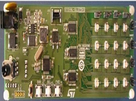 STEVAL-ILL073V1 STMicroelectronics , RGB LED driver LED Driver Evaluation Board for ALED1642GW, STM8A for Autumotive