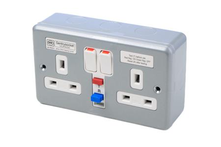 K6231 ALM MK Electric 13A, BS Fixing, Active, 2 Gang RCD Socket, Steel, Surface Mount , Switched, 250 V ac, Grey