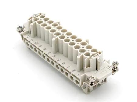 936010297 Molex Heavy Duty Power Connector Module, 16A, 93601 Series, 24 Contacts