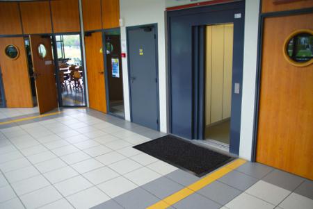 QUERCY406002 ID Group Grey Floor Protection Polypropylene Mat, Scraped Finish 60cm x 400mm x 8mm