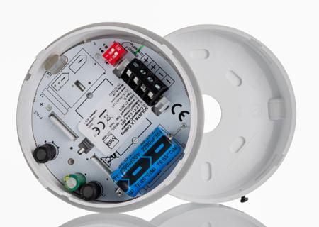 812022FULL-0261X Eaton Red Flashing Beacon, 9 → 60 V dc, Ceiling Mount, LED Bulb, IP33C, IP65