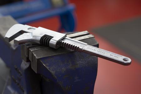 105-280 Facom 70mm Adjustable Spanner 280 mm Ergonomic Chrome