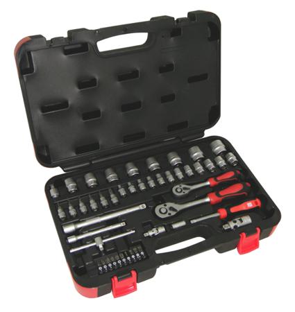 817-9242 RS PRO 46-Piece Metric 1/4 in; 3/8 in Standard Socket/Bit Set with Ratchet