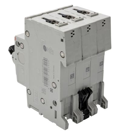 2CDS273001R0251--S203M-D25 ABB System M Pro 25A MCB Mini Circuit Breaker3P Curve D, Breaking Capacity 10 kA