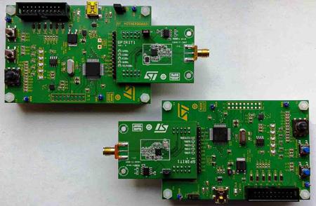 STEVAL-IKR002V1 STMicroelectronics Low Data Rate Transceiver Daughterboard IKR002V1D Evaluation Board for RF Wireless Applications