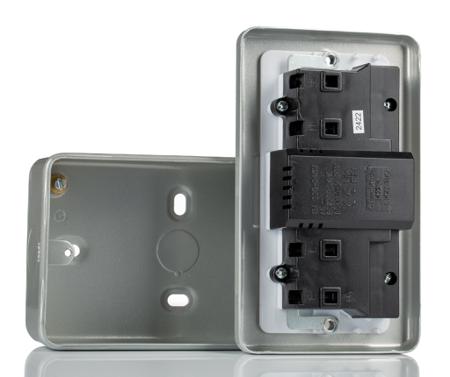 687-7320 RS Pro SafetySure 13A, BS Fixing, Passive, 2 Gang RCD Socket, Metal Clad, Surface Mount, 230V ac, Grey Gloss