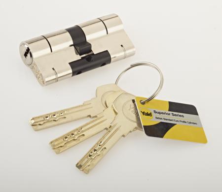 KM3535-NP Yale Euro Cylinder Lock