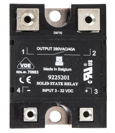 922-5201 RS Pro 40 A rms SPNO Solid State Relay, Zero Cross, Panel Mount Triac, 280 V ac Maximum Load