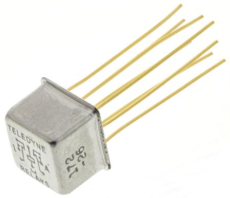 172-26 Teledyne PCB Mount RF Relay, 26.5V dc Coil, DPDT