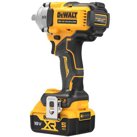DCF892P2T-GB DeWALT 1/2 in5Ah Cordless Impact Wrench, UK Plug