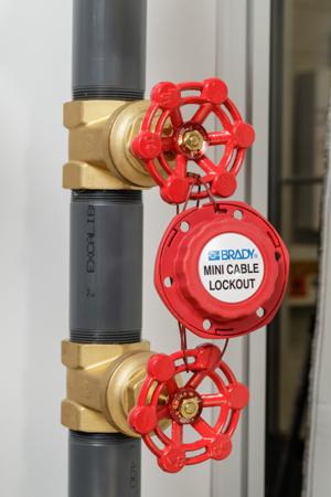 MINI-CABLE-LOCKOUT-WITH-STEEL-CABLE-2-4M Brady Red Lockout Device