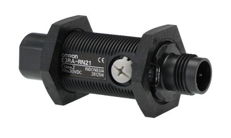 E3RA-RN21 Omron Retro-reflective Photoelectric Sensor 0.1 → 3 m Detection Range NPN IP67, IP69K Barrel Style