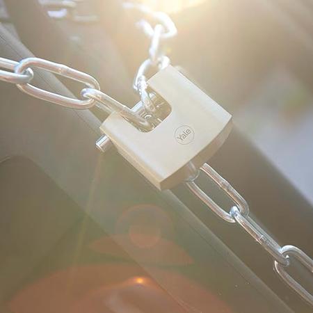 Y114B-70-113-1 Yale Padlock Brass Padlock, 10mm Shackle, 70mm Body