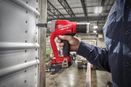 M18ONEFPRT-202X Milwaukee  Cordless 7 mm Rivet Gun