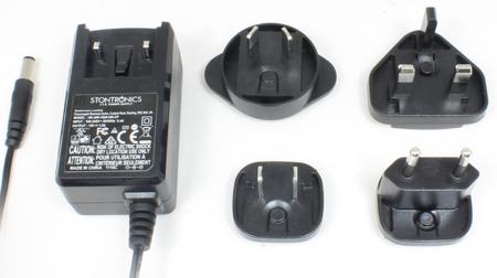 124-4706 RS Pro, 15W Plug In Power Supply 15V dc, 1A Level VI 1 Output, 2.1 x 5.5 x 12 mm