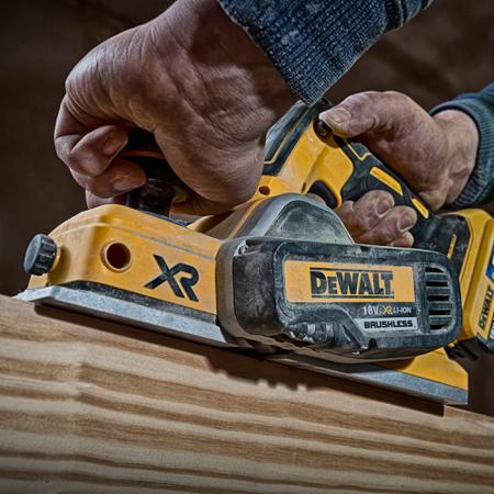 DCP580P2-QW DeWALT  Cordless 18V Planer
