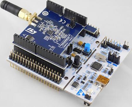 STEVAL-FKI868V2 STMicroelectronics Sub-1GHz (860-940 MHz) Transceiver Development Kit Based on S2-LP Development Kit 940MHz