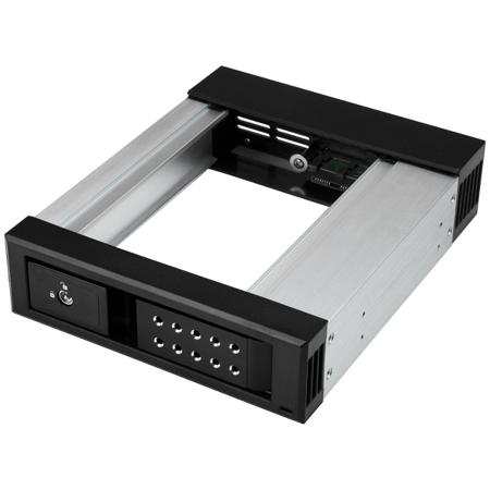 HSB1SATSASBA StarTech.com port 3.5 in SATA/SAS Hard Drive Hot Swap Bay