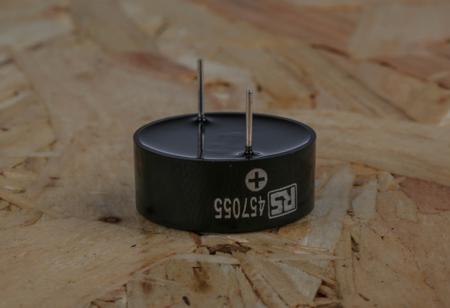 457-055 RS Pro 3 → 30 V dc 95dB Through Hole Continuous Internal Piezo Buzzer, 2900 → 3900 Hz