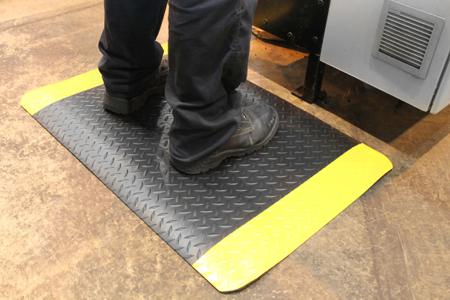 SD010703 Coba Europe Safety Deckplate Roll PVC Foam/Vinyl Anti-Fatigue Mat x 900mm, 3m x 14mm