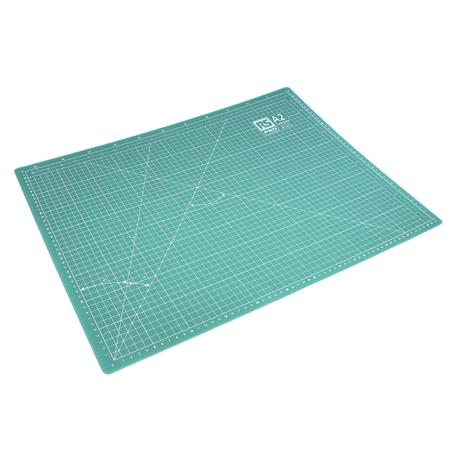 841-7718 RS Pro PPE Portable Work Bench Mat Cutting Mat, 600mm x 450mm x 2.5mm