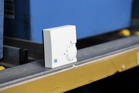 540-558 35 → 100%RH SPST HVAC Humidistat, 24 → 230 V