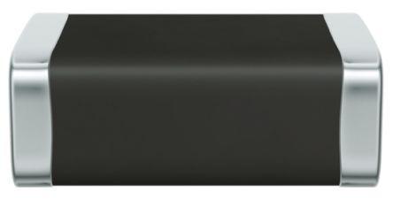 B72580E1140S262 EPCOS 22 → 27V 800A 2.4J 40V Clamp 1812 Metal Oxide Varistor